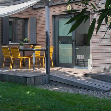 L'Eden Weiss Magny-les-Hameaux Exterior foto