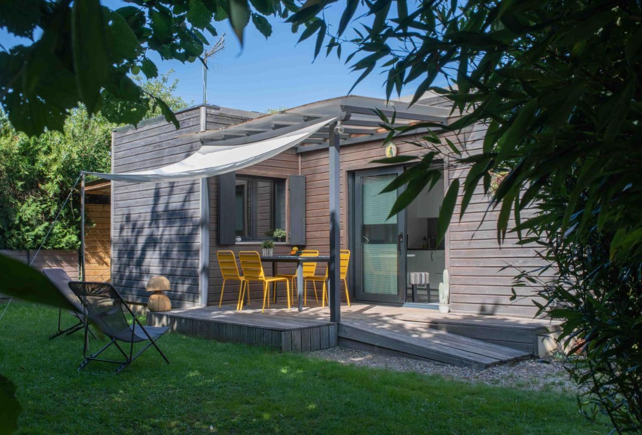 L'Eden Weiss Magny-les-Hameaux Exterior foto
