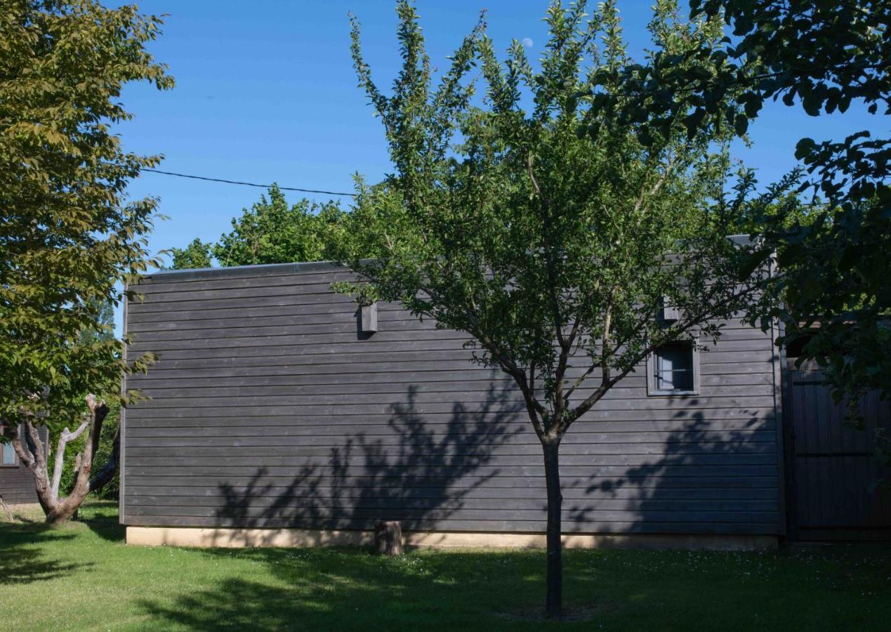 L'Eden Weiss Magny-les-Hameaux Exterior foto