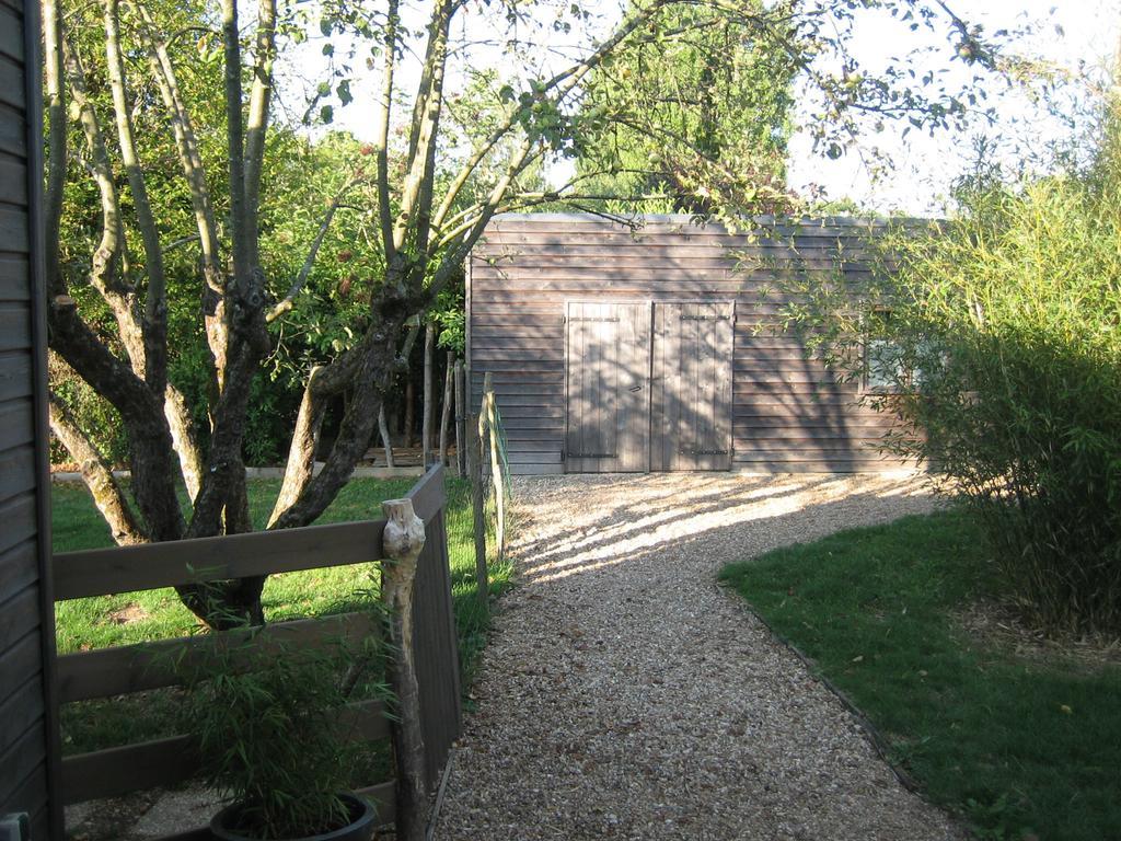 L'Eden Weiss Magny-les-Hameaux Quarto foto